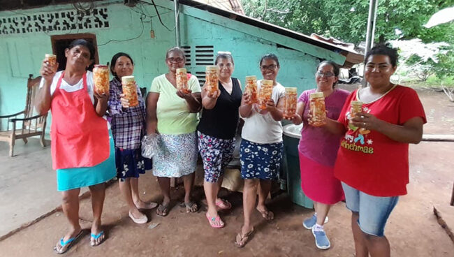 Women looking to the future: A Cooperative in La Gallina